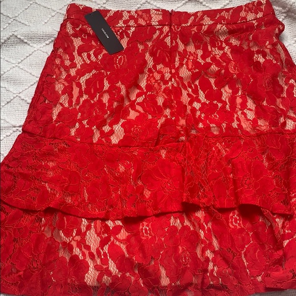 Eternal romance red lace mini skirt - Picture 5 of 8